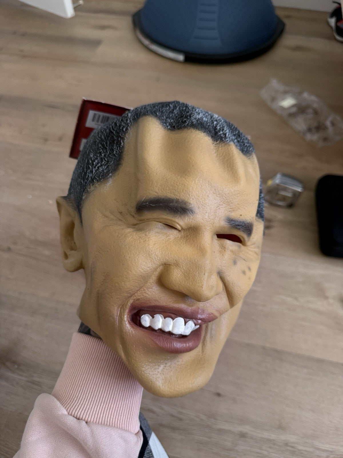 NWT Seasonal Visions Political Mask President  Barack Obama2