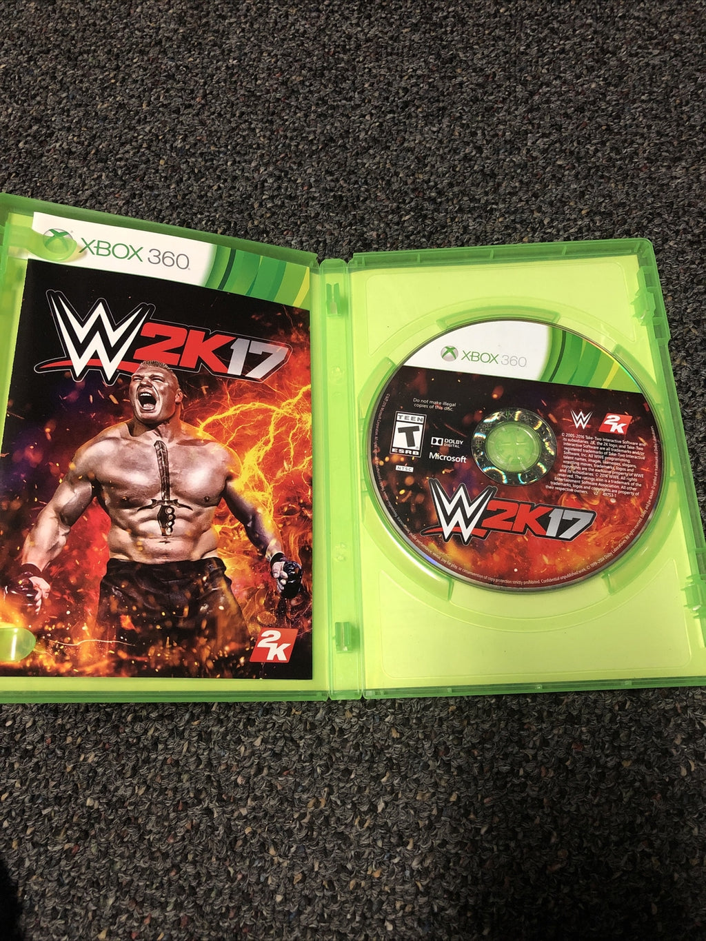 Xbox One W2K17 (WWE 2K17)0