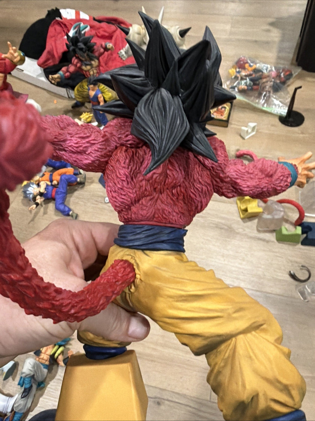 Dragon Ball GT (Super Saiyan 4 Goku), 28 cm Figure4