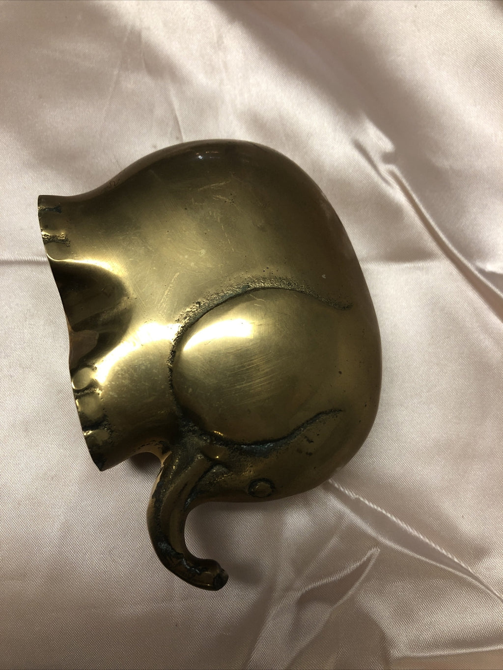 Vintage Brass Mini Elephant Statue Figure Figurine 4.5”x3”1