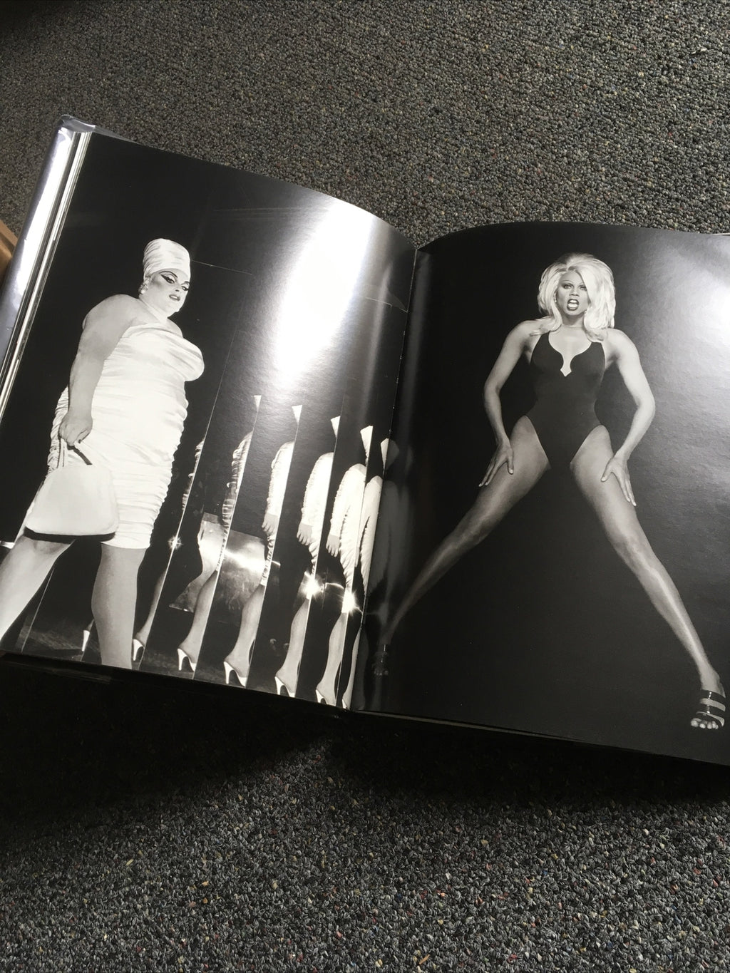 Photography / Art / Fashion Book LEG foreword by Donna Karan4