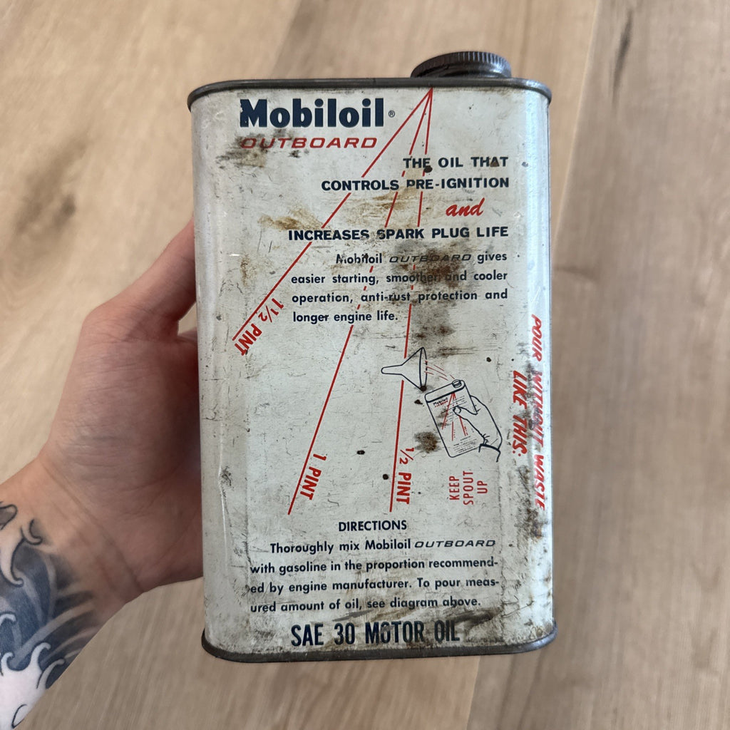 Vintage 1950s Mobil Mobiloil Outboard Motor Oil 1 Quart Can - Empty3