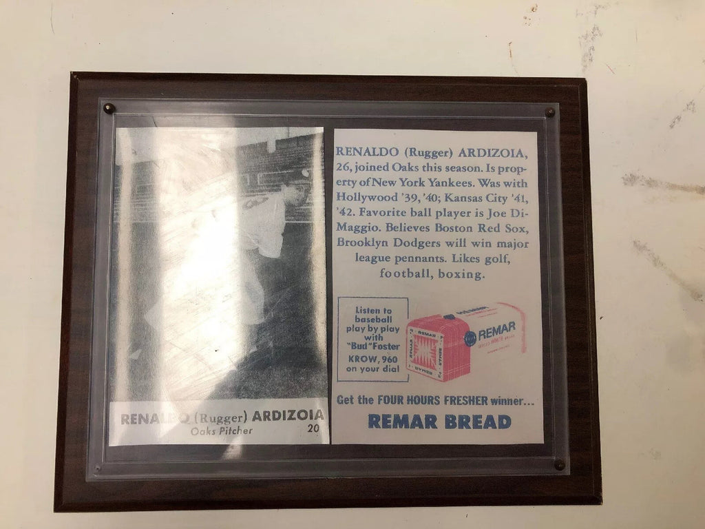 Vintage Renaldo Rugger Ardizoia Framed Newspaper New York Yankees Bread Ad 14x120