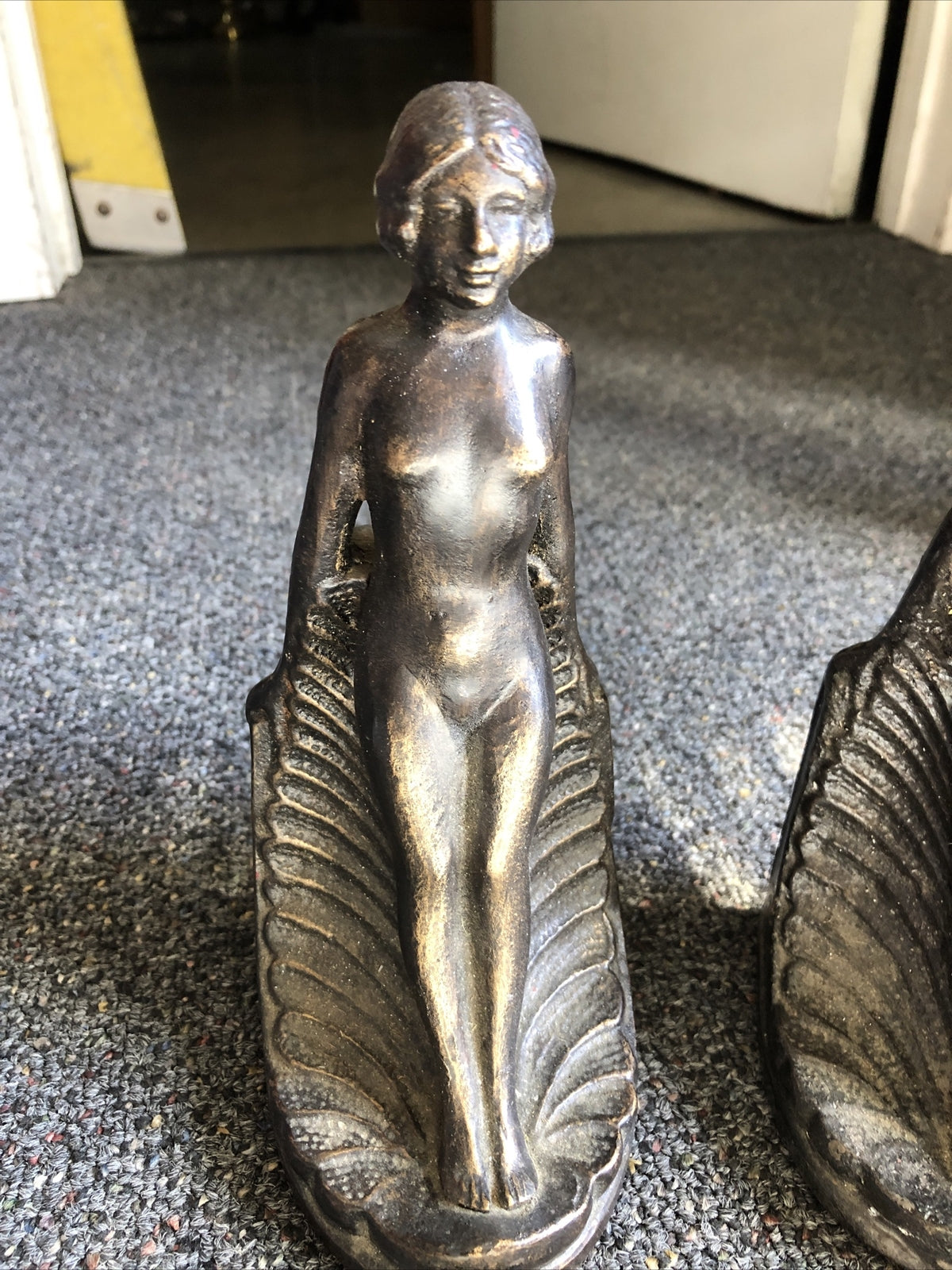 2 Design Toscano Nude Female Sculptures 9”x4” Bronze2