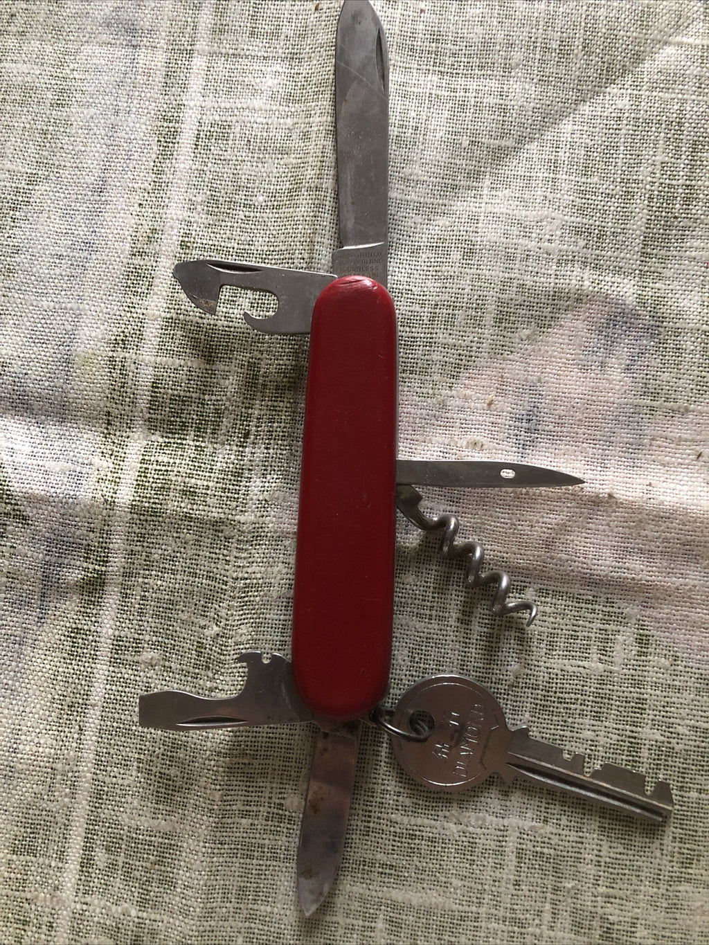Vintage Victorinox Switzerland Rostfrei Officier Suisse Pocket Knife2