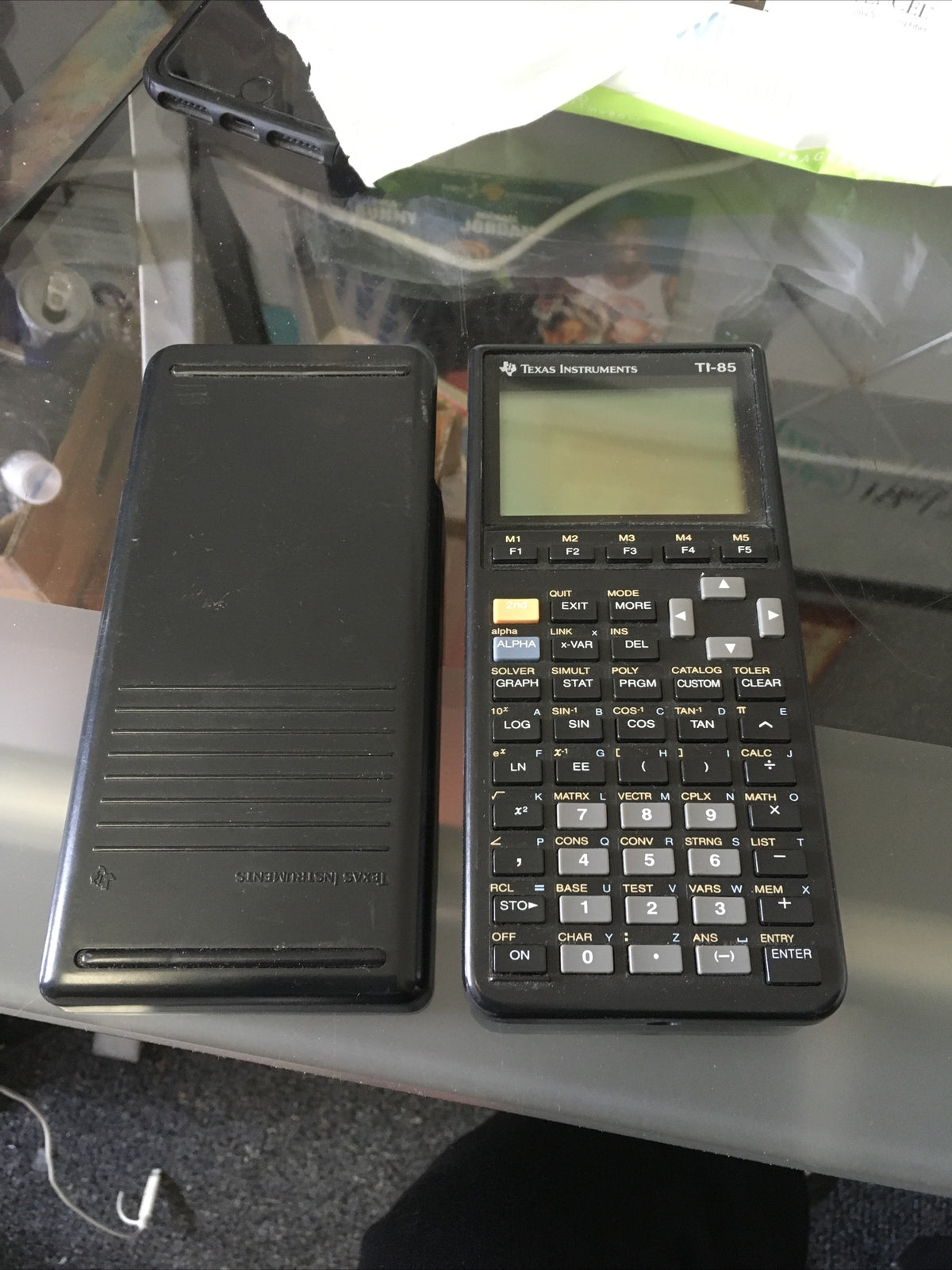Texas Instruments TI-85 Graphic Calculator0