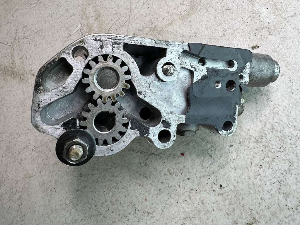 Standard Ignition VVT Oil Control Valve Assembly – Gear Driven2