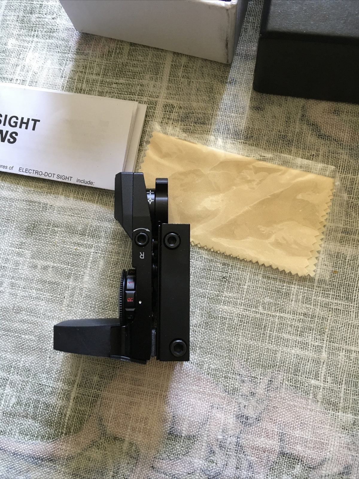 Electro Dot Sight New Open Box2
