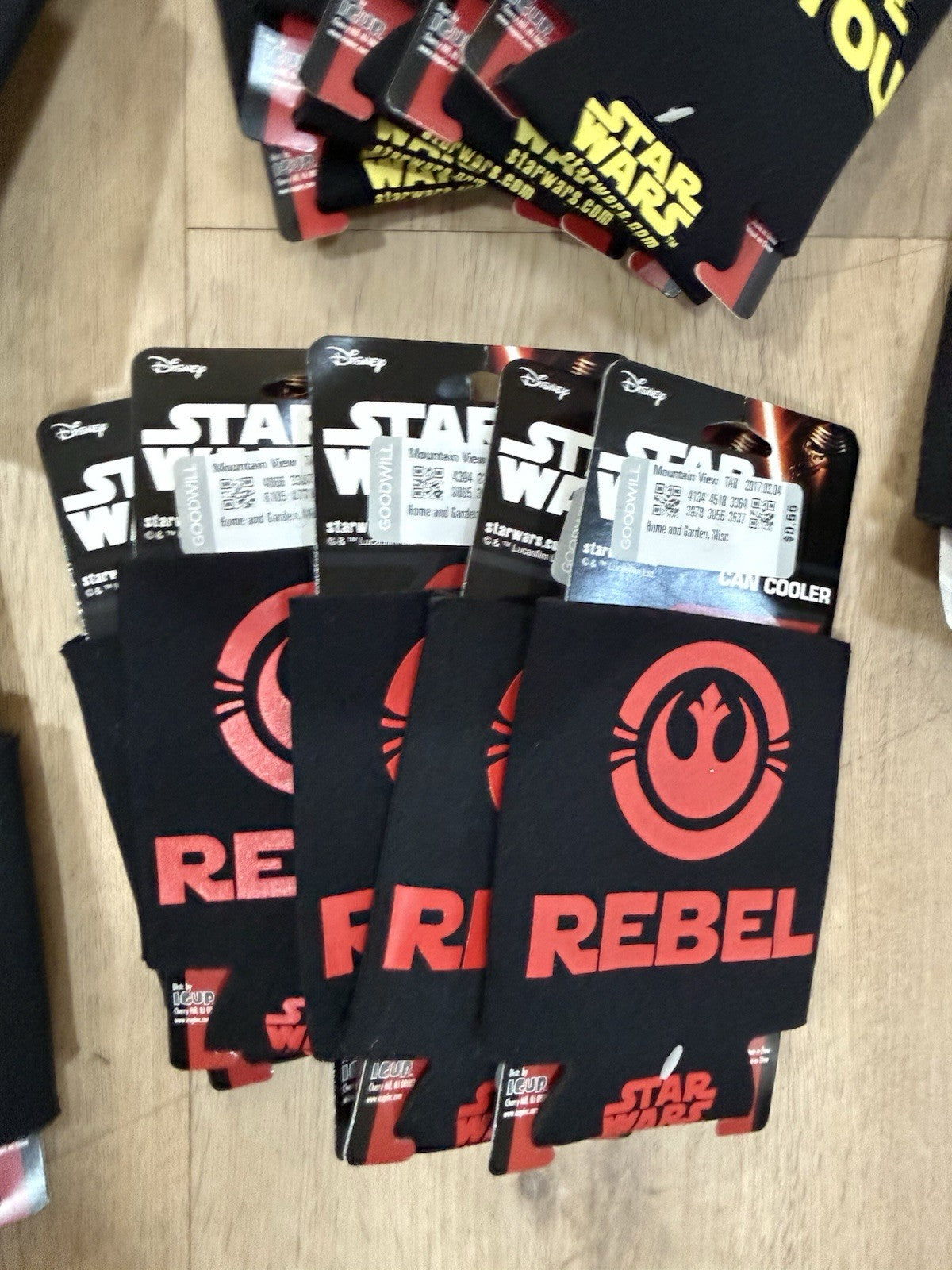 Lot of 21 Star Wars 5 Can Koozies  BB8, Storm Trooper, Darth Vader, Force, Rebel3