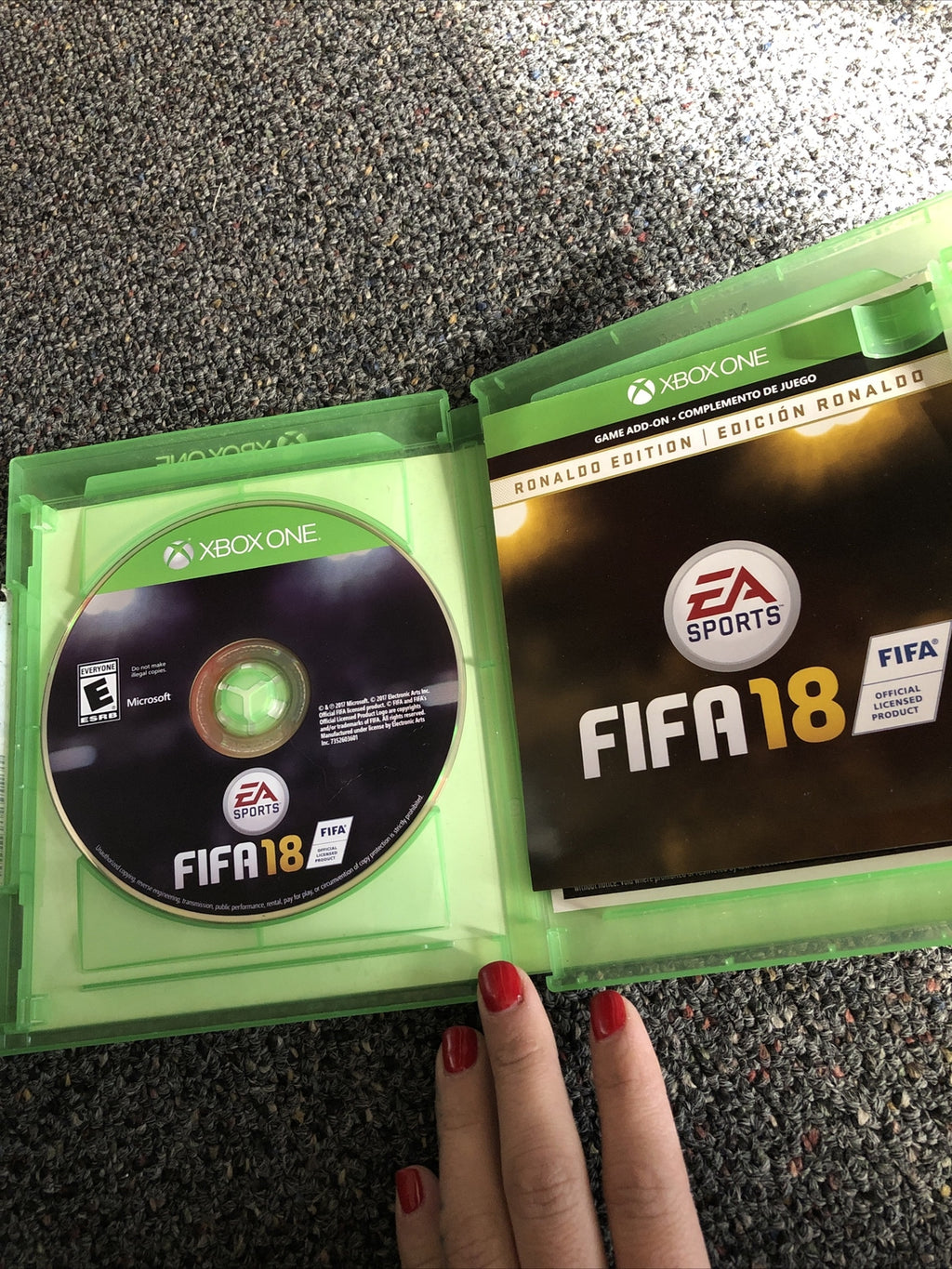 FIFA 18: Ronaldo Edition (Microsoft Xbox One, 2017)1