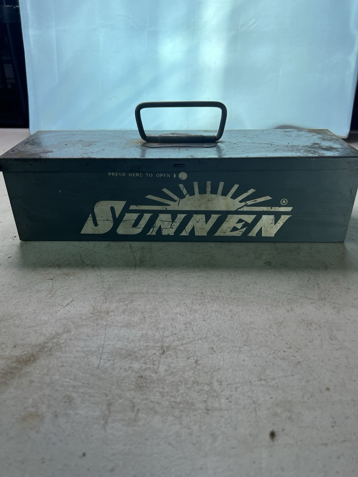 Vintage Sunnen Metal Toolbox Storage Case 13.5 “ Industrial Steel Organizer USA0