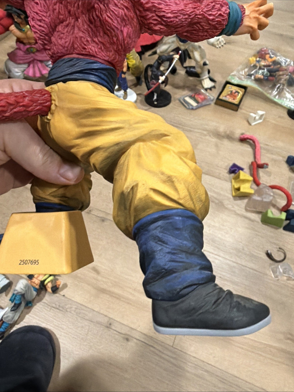 Dragon Ball GT (Super Saiyan 4 Goku), 28 cm Figure6