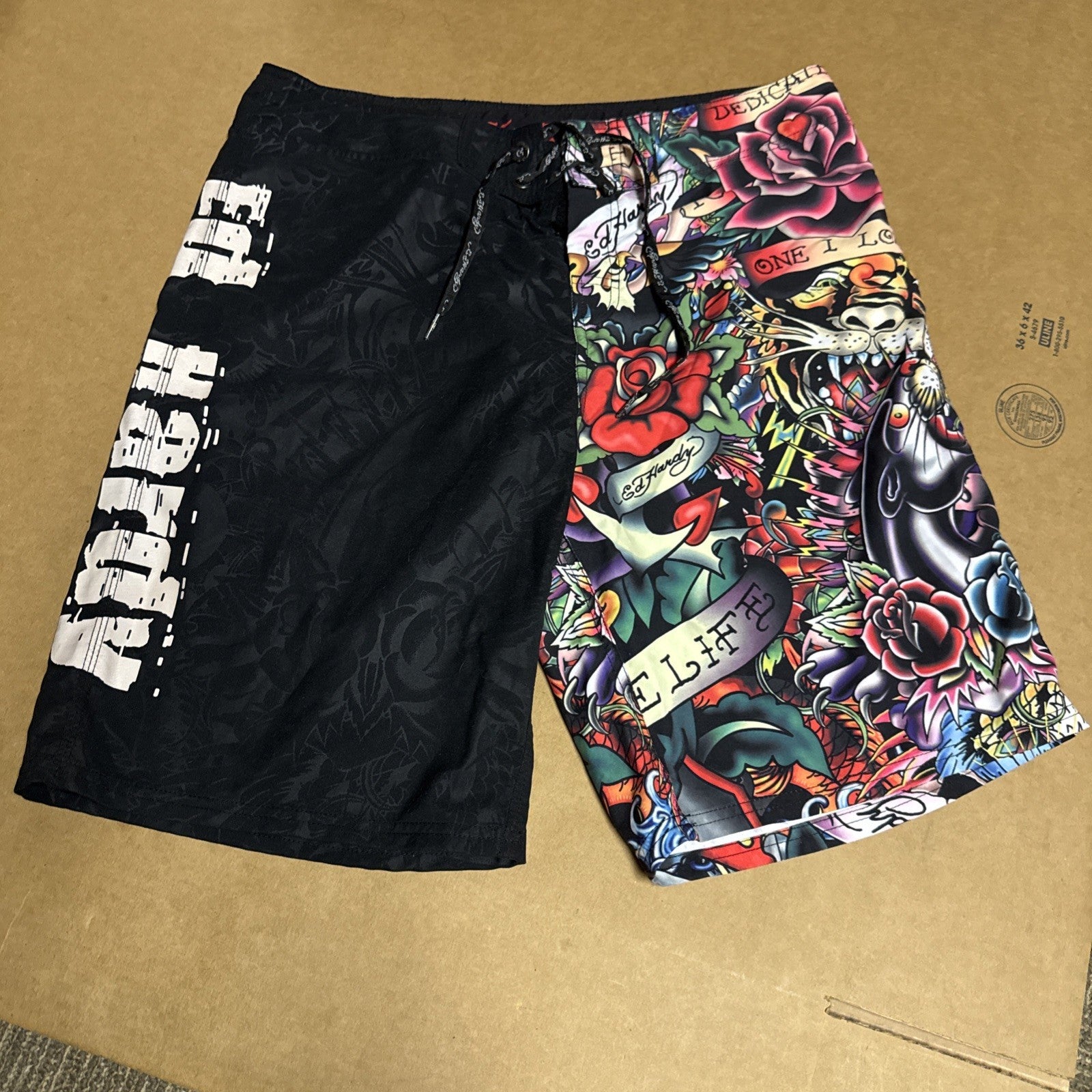 Ed Hardy Board Shorts Adult 36 Pray For Surf Swim Trunks Skull Rose Tiger Mens0