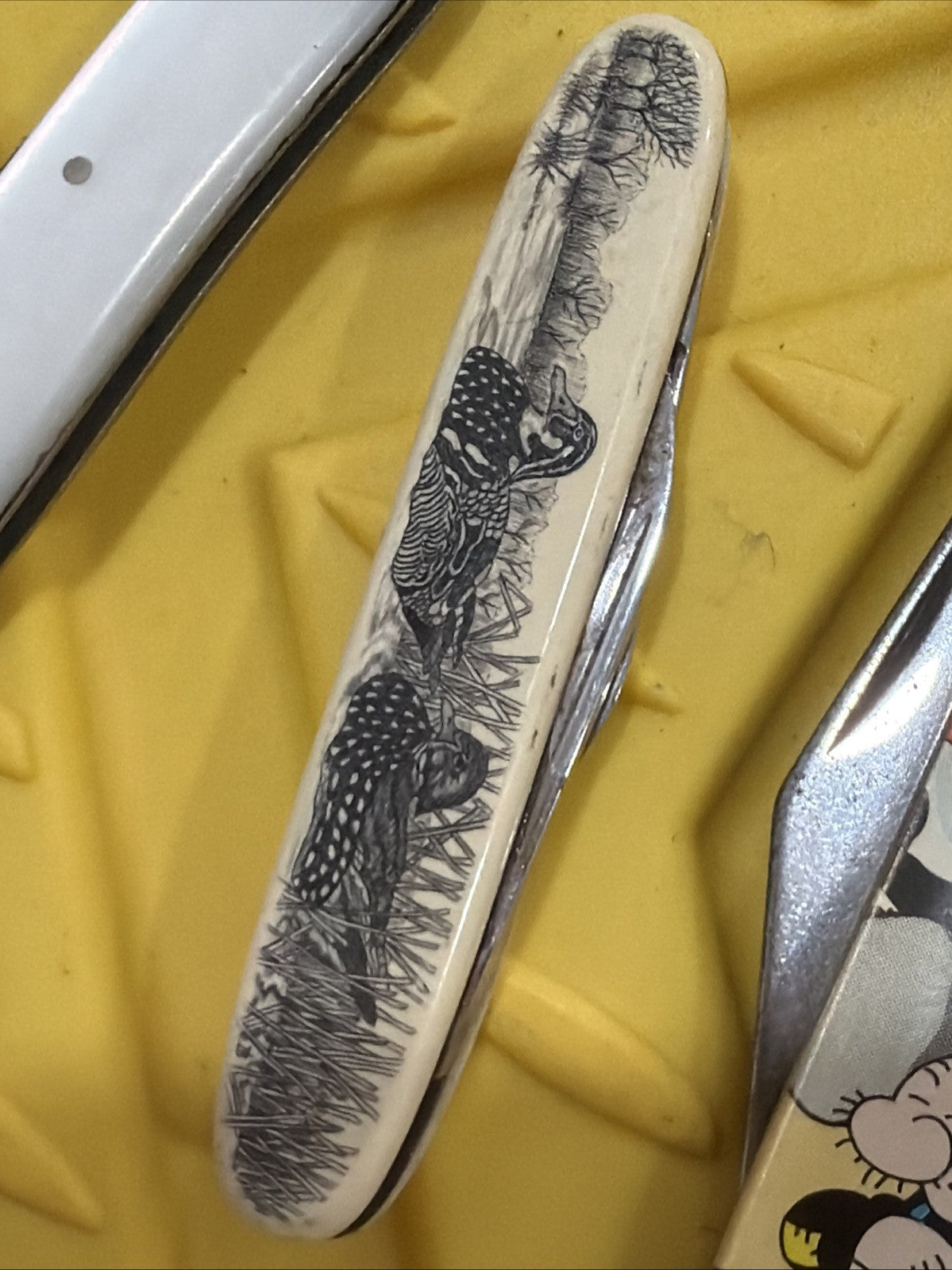 Vintage Snuffy Smith Duck Unlimited Pearl Folding Pocket Knife Lot Of 32