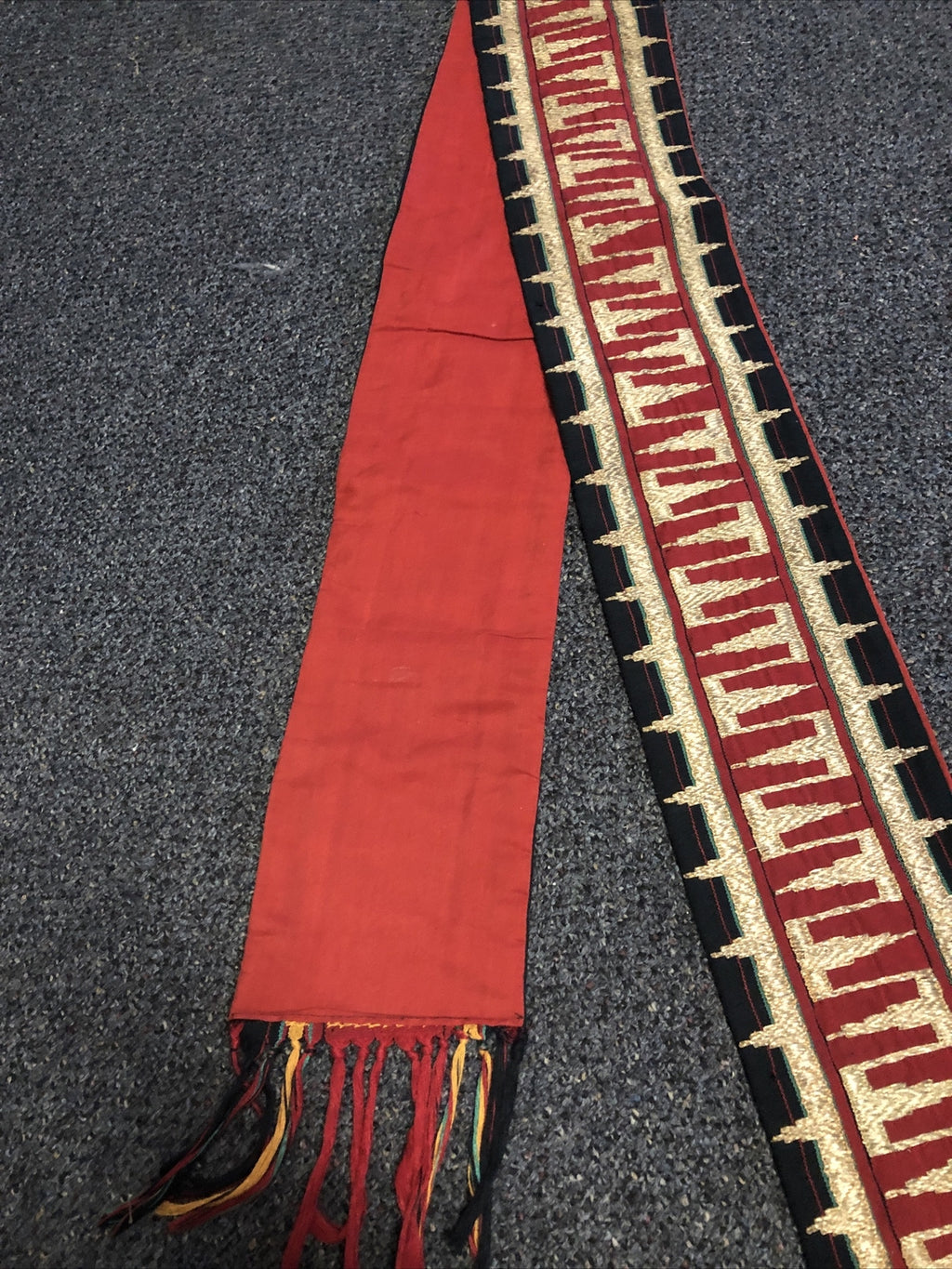 Vintage Indian Hand Embroidered LARGE SCARF 64”4