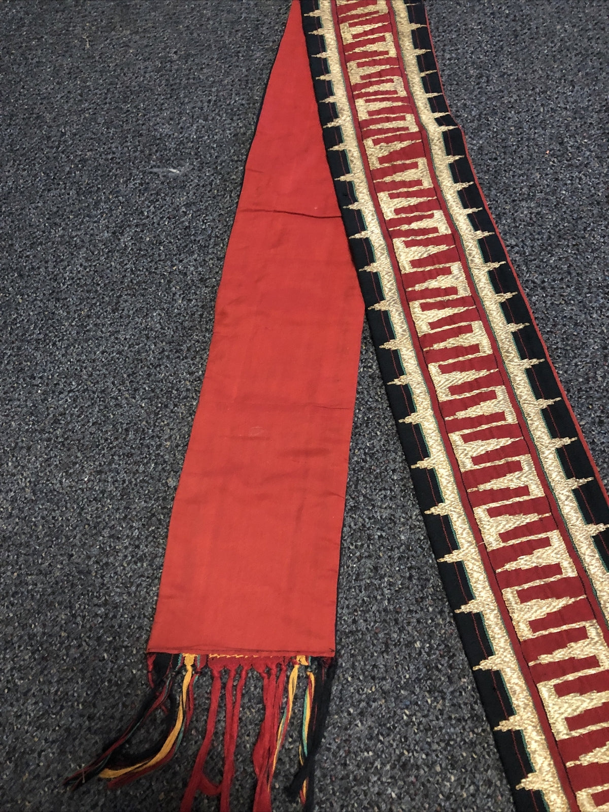 Vintage Indian Hand Embroidered LARGE SCARF 64”4