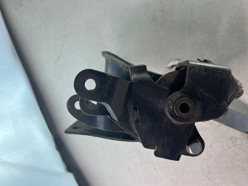 Vintage Muncie 4-Speed HURST Shifter w/ Mounting Bracket – OEM Muscle Car3