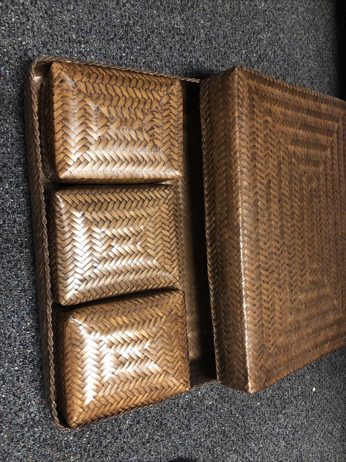 Vintage Weave Basket Wicker Set Of 4 W/Lids0