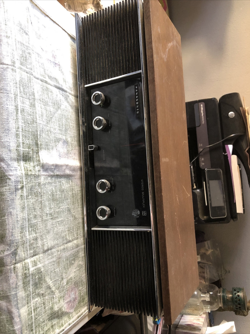 VINTAGE PANASONIC Model RE-7300 AM FM Stereo Multiplex Radio0
