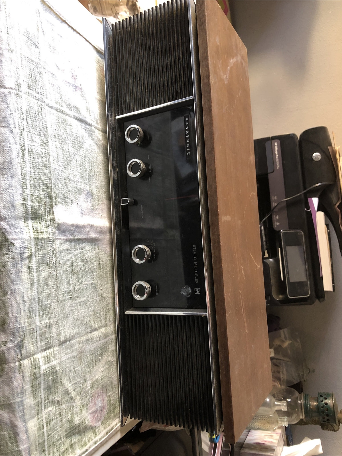 VINTAGE PANASONIC Model RE-7300 AM FM Stereo Multiplex Radio0