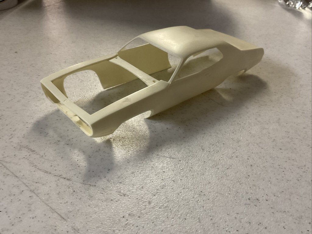 Vintage Resin 1/25 Model Body Plymouth Roadrunner4