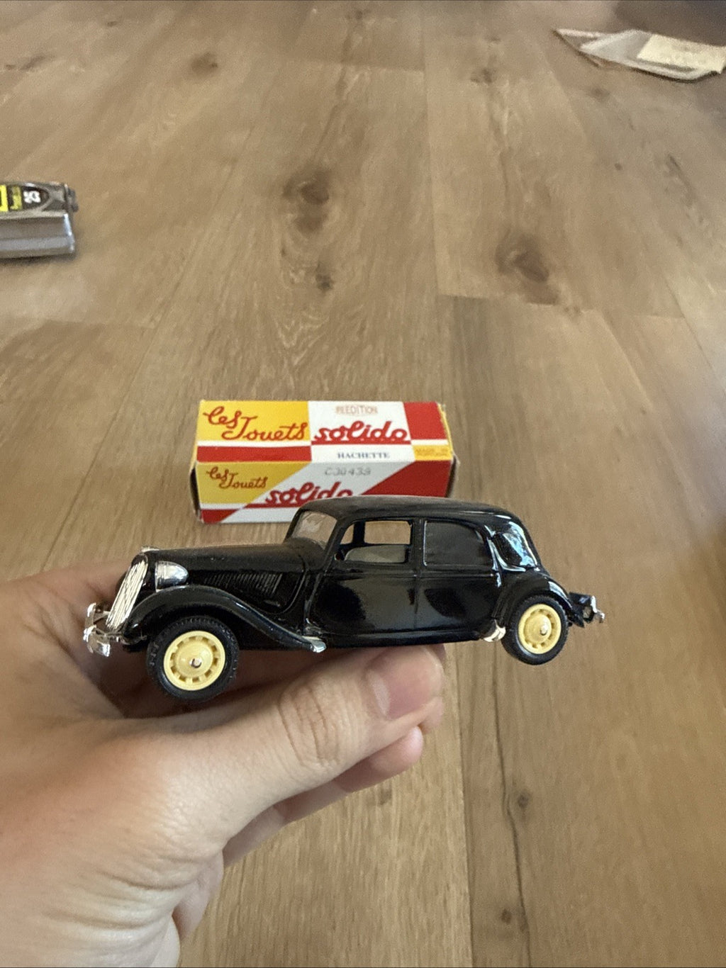 Citroën 15 CV Six (1938) – Black Solido 1:43 Diecast Car DeAgostini 4.5"1