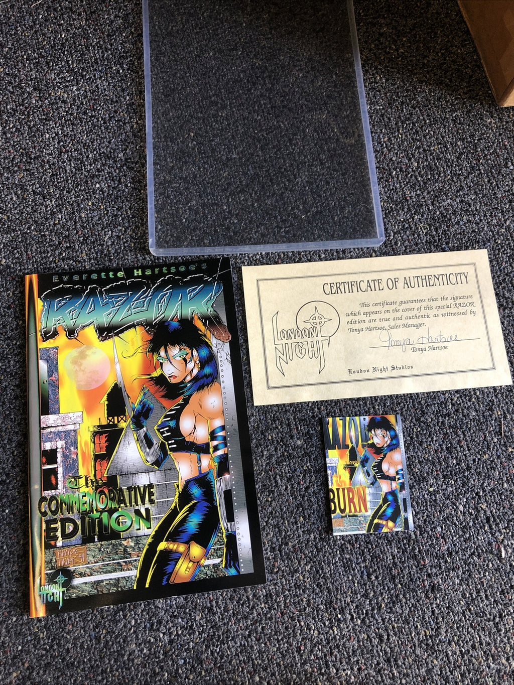 Everette Hartsoe RAZOR The Commemorative Edition Signed W/ COA 19950