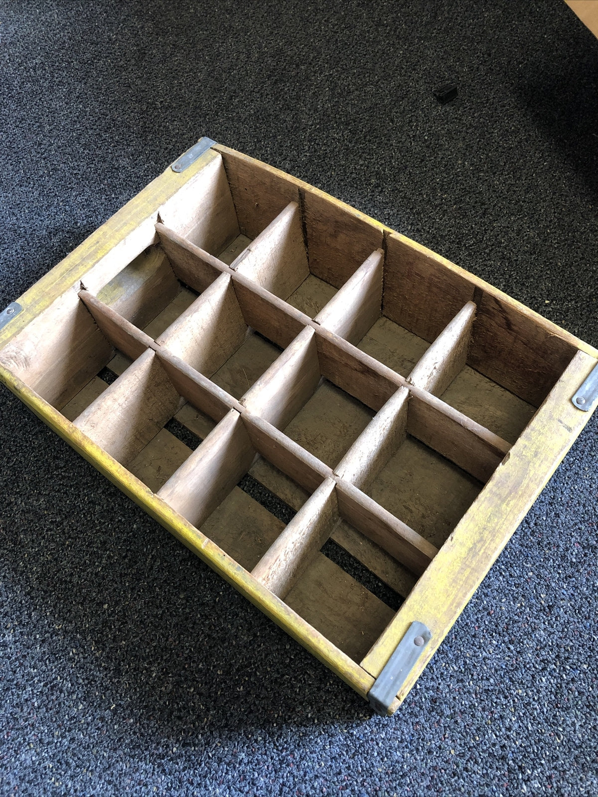 Vintage Yellow Wooden Crate Coke Coca-Cola Family Size Carry’s 124