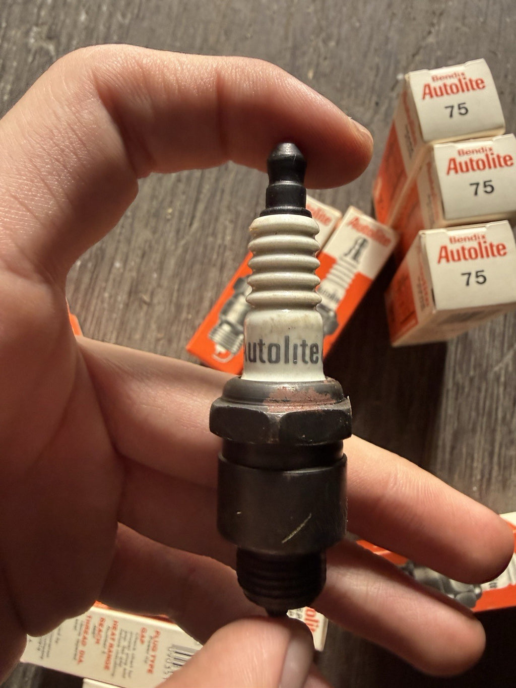 NOS Motorcraft Autolite 75 Spark Plugs Lot Of 63