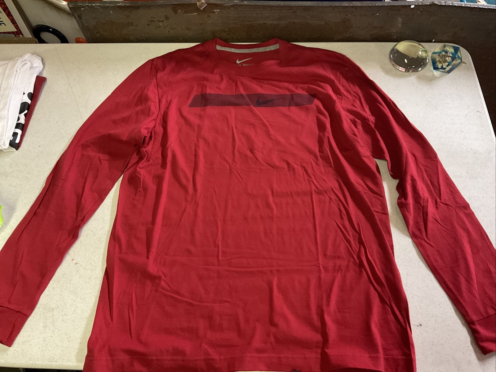 Nike Tee Athletic Mens Size LCasual Long Sleeve Regular Fit0