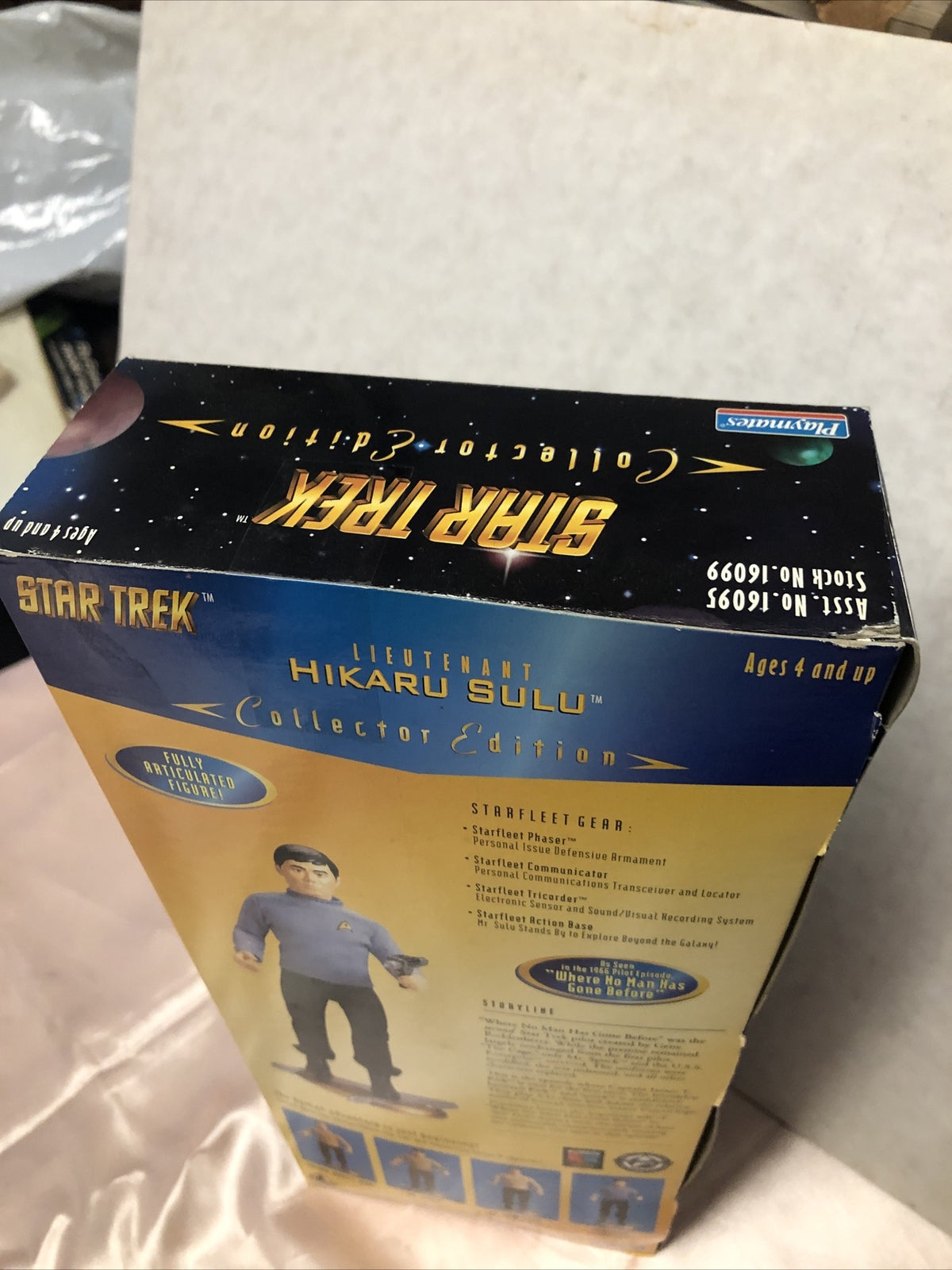 Playmates 1996 Star Trek Collector Edition Hikaru Sulu5