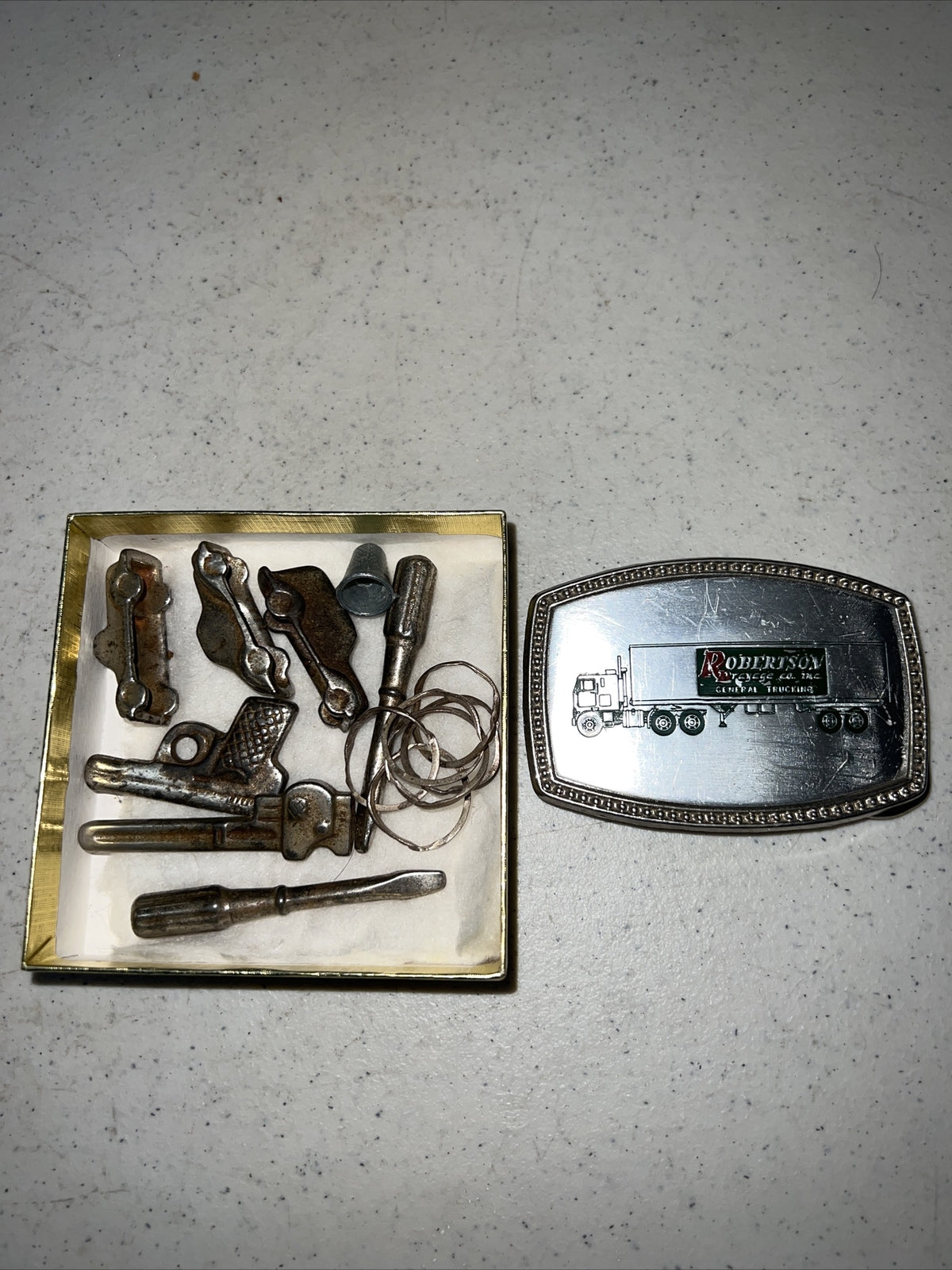 Lot of Vintage Metal Car Collectible Objects And Belt Buckle 0