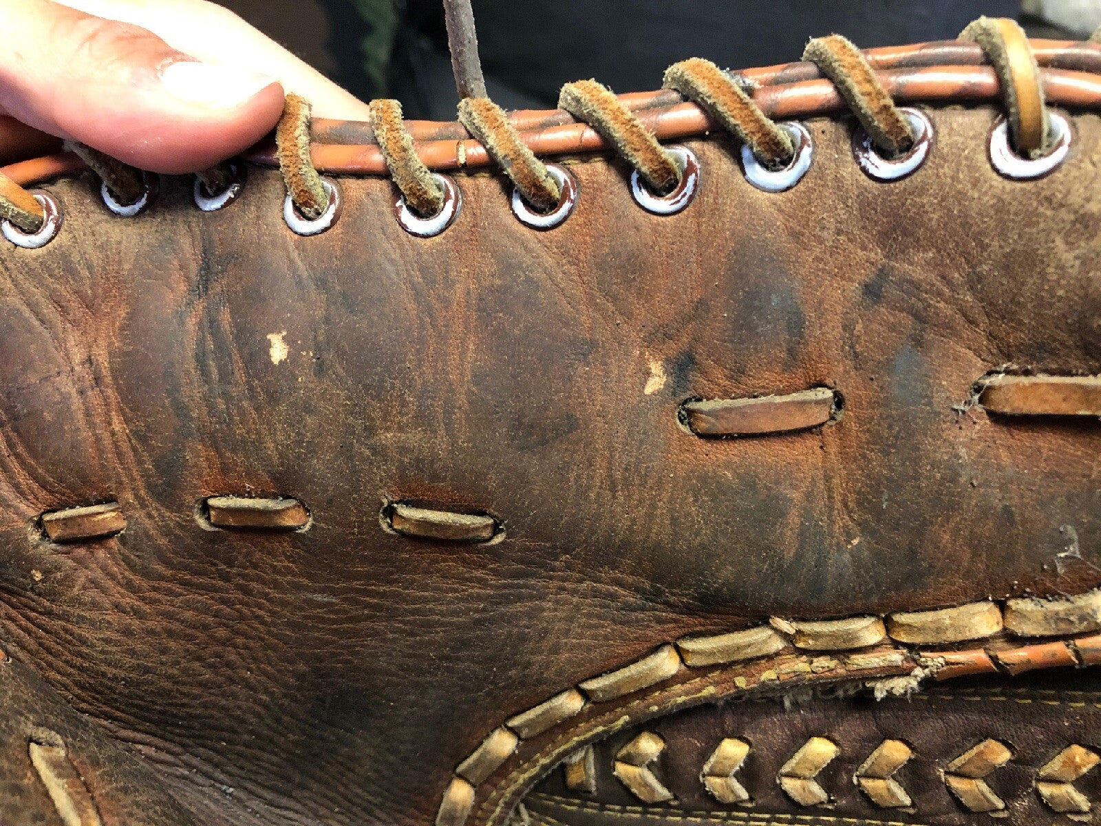 Vintage Baseball Glove - Left Hand- Leather - Vintage *Alberto #17* MBA3