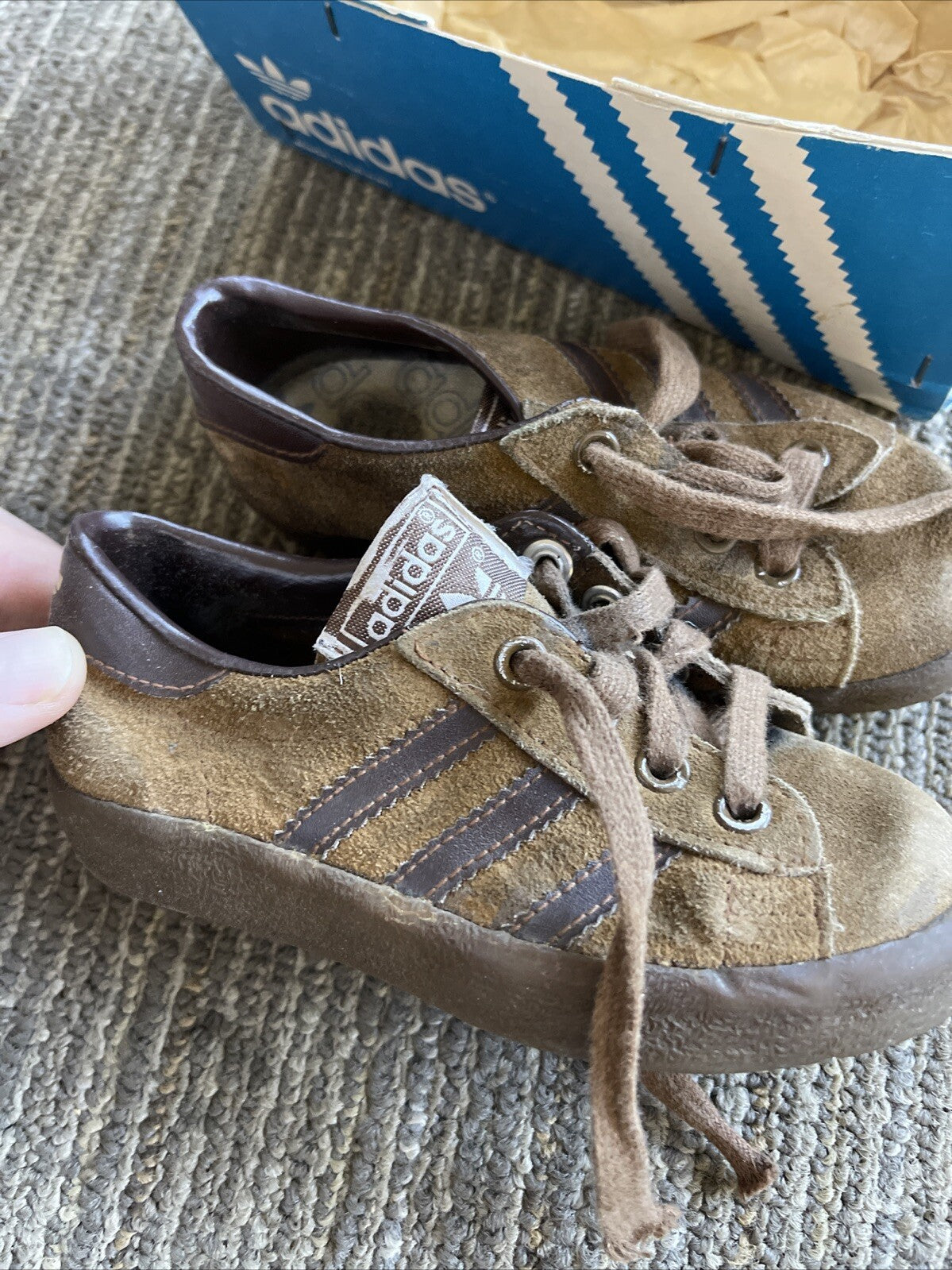 Vintage Original 1970’s Adidas Kids Size 8 Suede Hawaii0