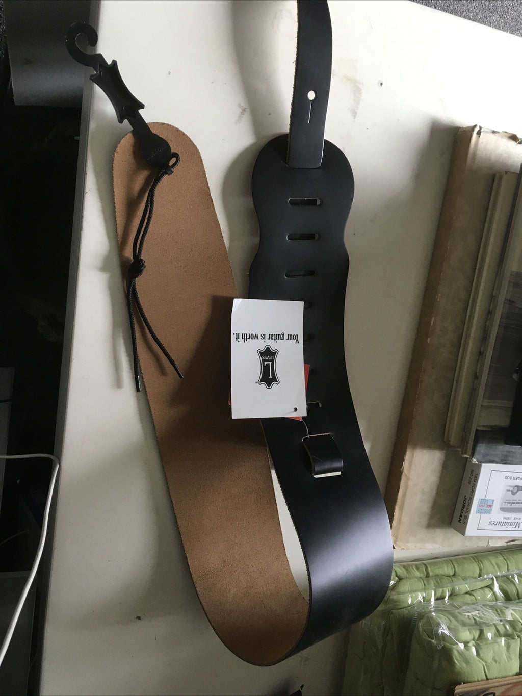 Levy's Black 3 1/2” Leather With Thong Guitar Strap0