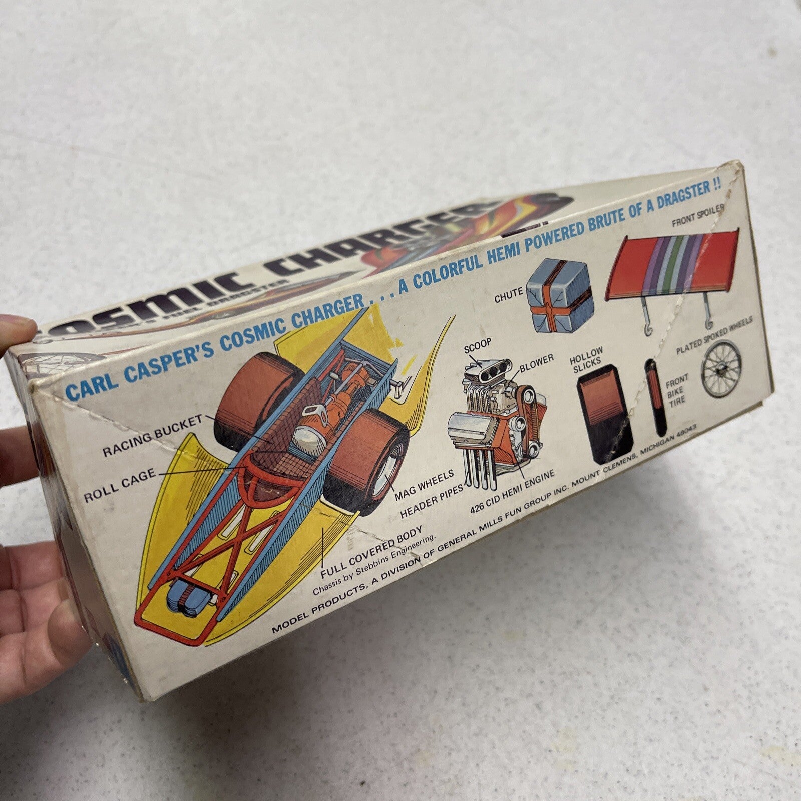 Original 1970s MPC COSMIC CHARGER CARL CASPER'S FUEL DRAGSTER 1/25 MODEL KIT2