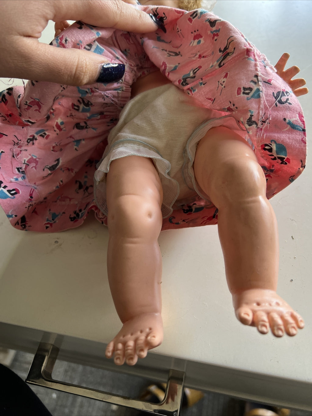11” Vintage Vinyl Horseman Inc. Baby Doll Sleepy Eyes with Bonnet 1971 #143