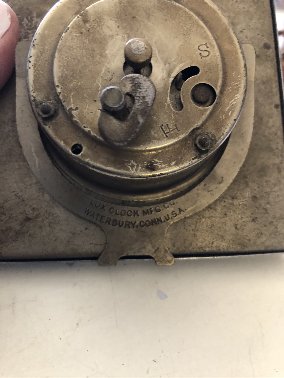 Vintage Lux Clock Waterbury Conn USA Not Working 3.5”x4”2