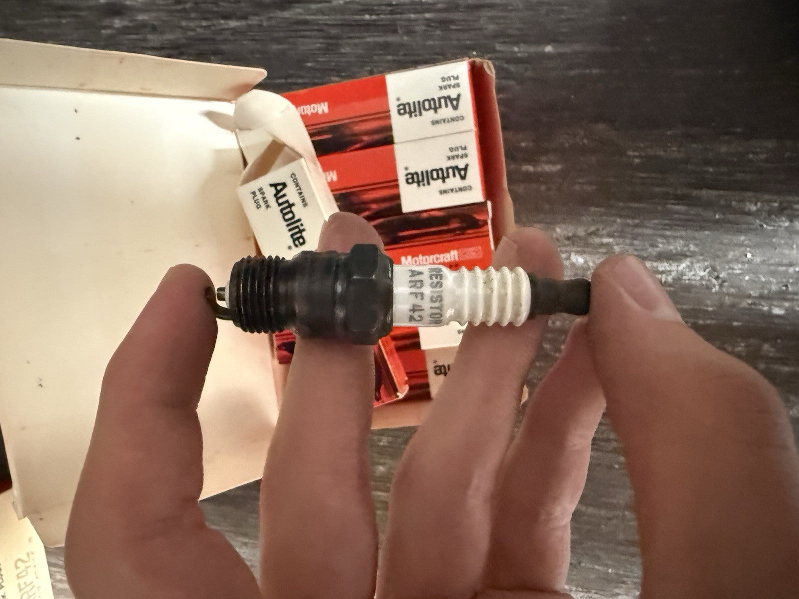 Full Unopened Box 10 NOS Motorcraft Autolite ARF42 Spark Plugs3