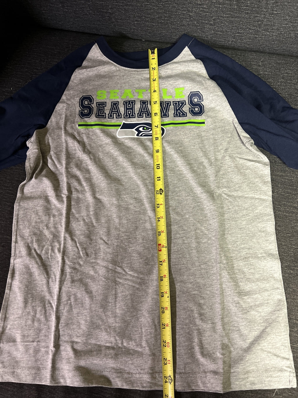 Seattle Seahawks NFL Football Long Sleeve Youth Size 10 Field Line Raglan Tee3