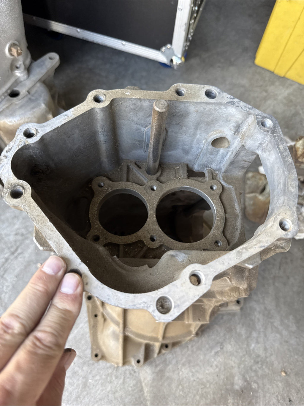 1988 Ford F150 Bronco  Transmission Case M5R26