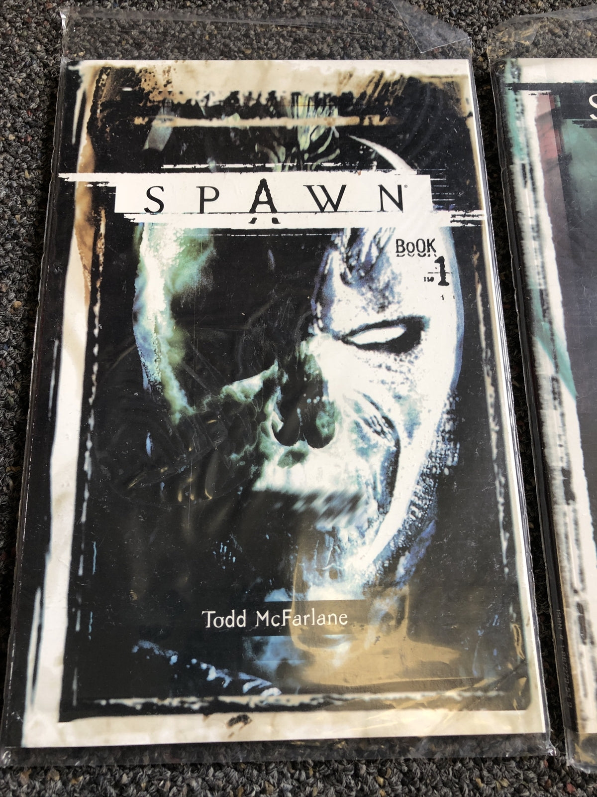 Spawn Book 1 & Book 2 - Todd McFarlane1