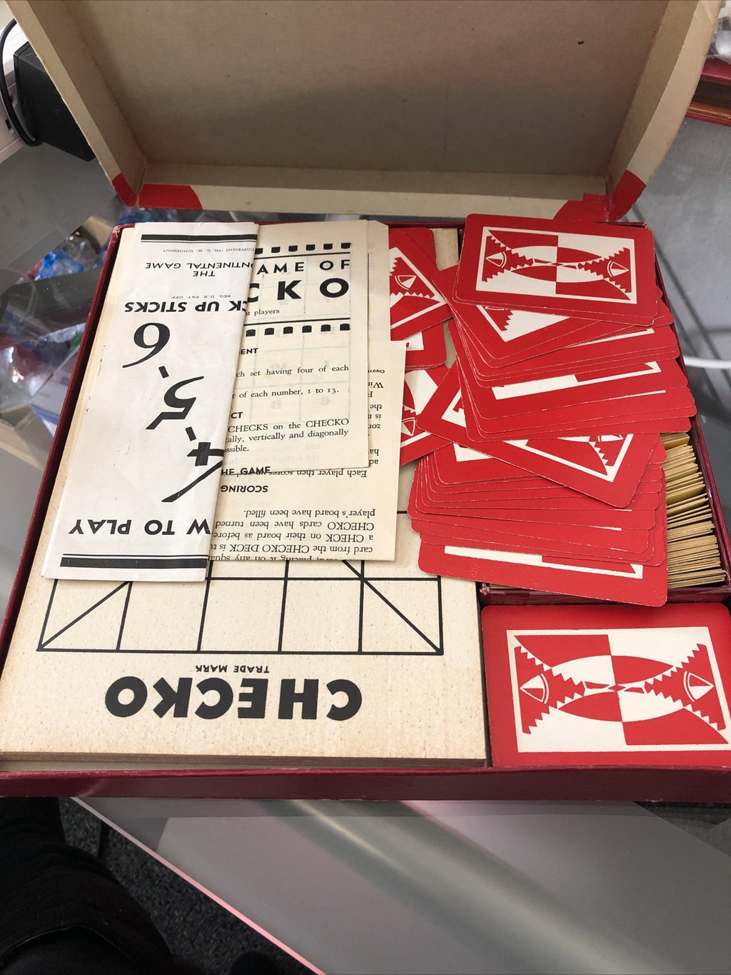 Rare Milton Bradley The Game of Checko1