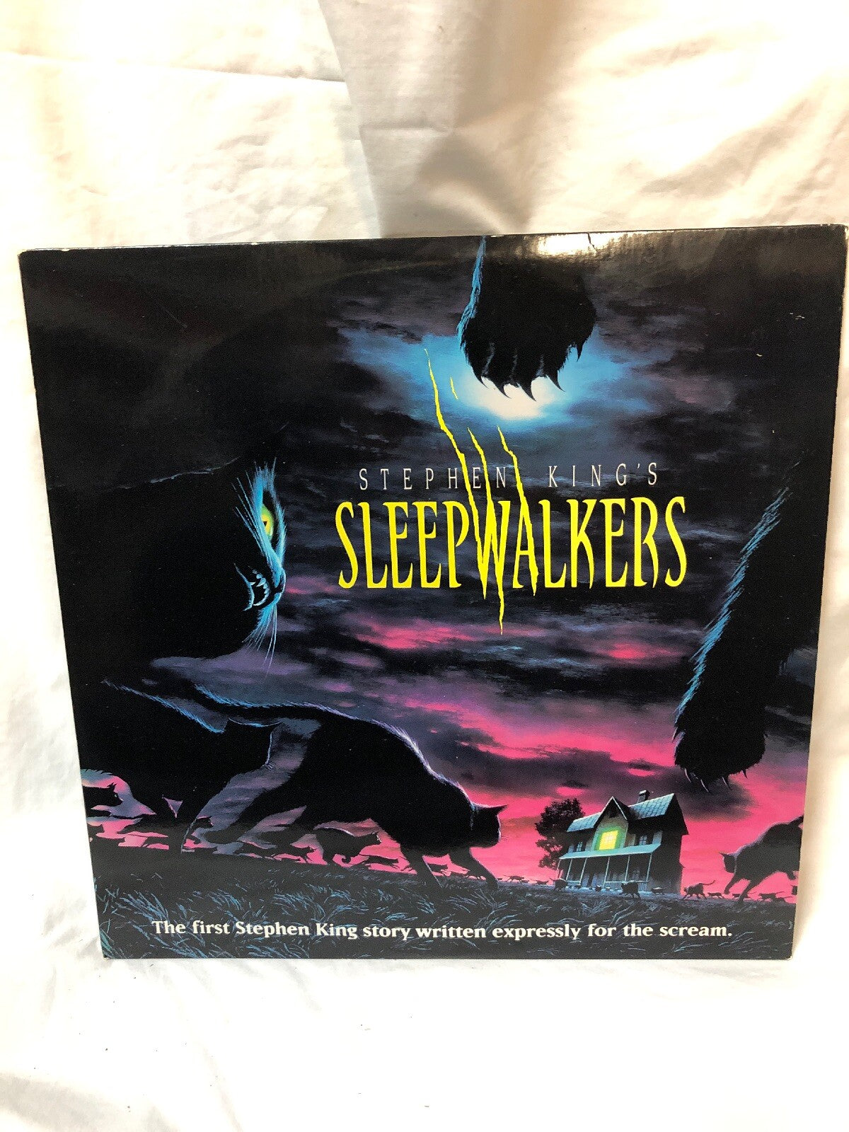STEPHEN KING'S "SLEEPWALKERS" LASER DISC The First Written Expressly For Scream0