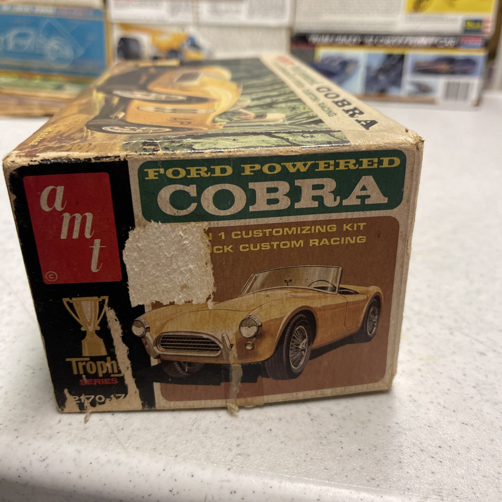 1960s RARE Amt 2170  69 COBRA Roadster Unbuilt Model Kit 3 Customizing Options6