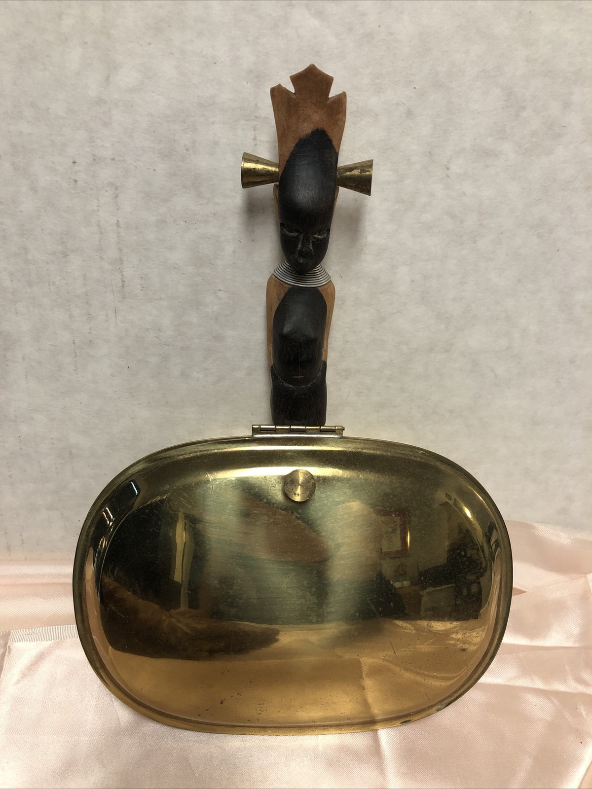 Vintage Brass Fry Sauce Pan Hinged Lid Carved Handle 7.5”x5.5”0