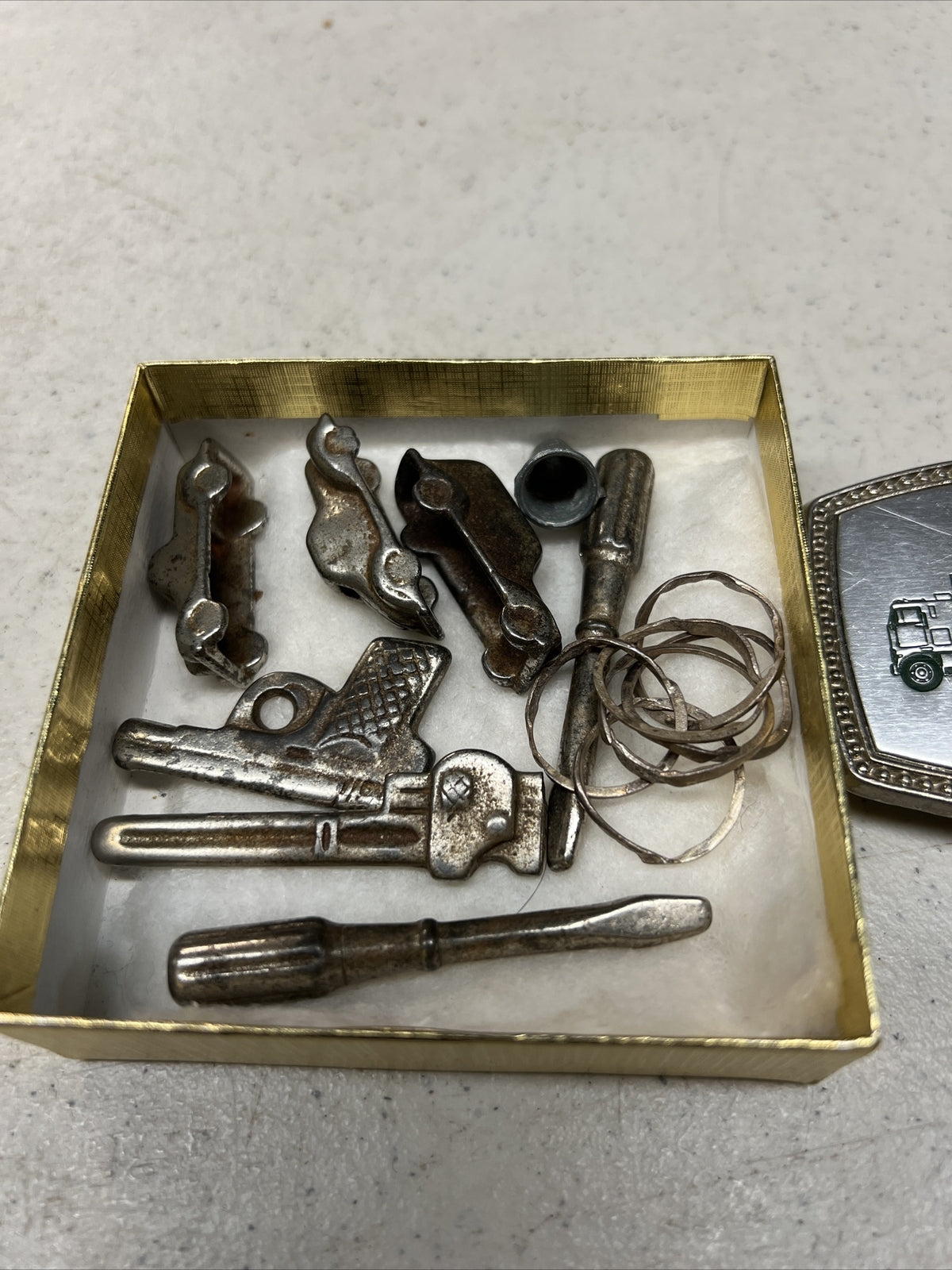 Lot of Vintage Metal Car Collectible Objects And Belt Buckle 3