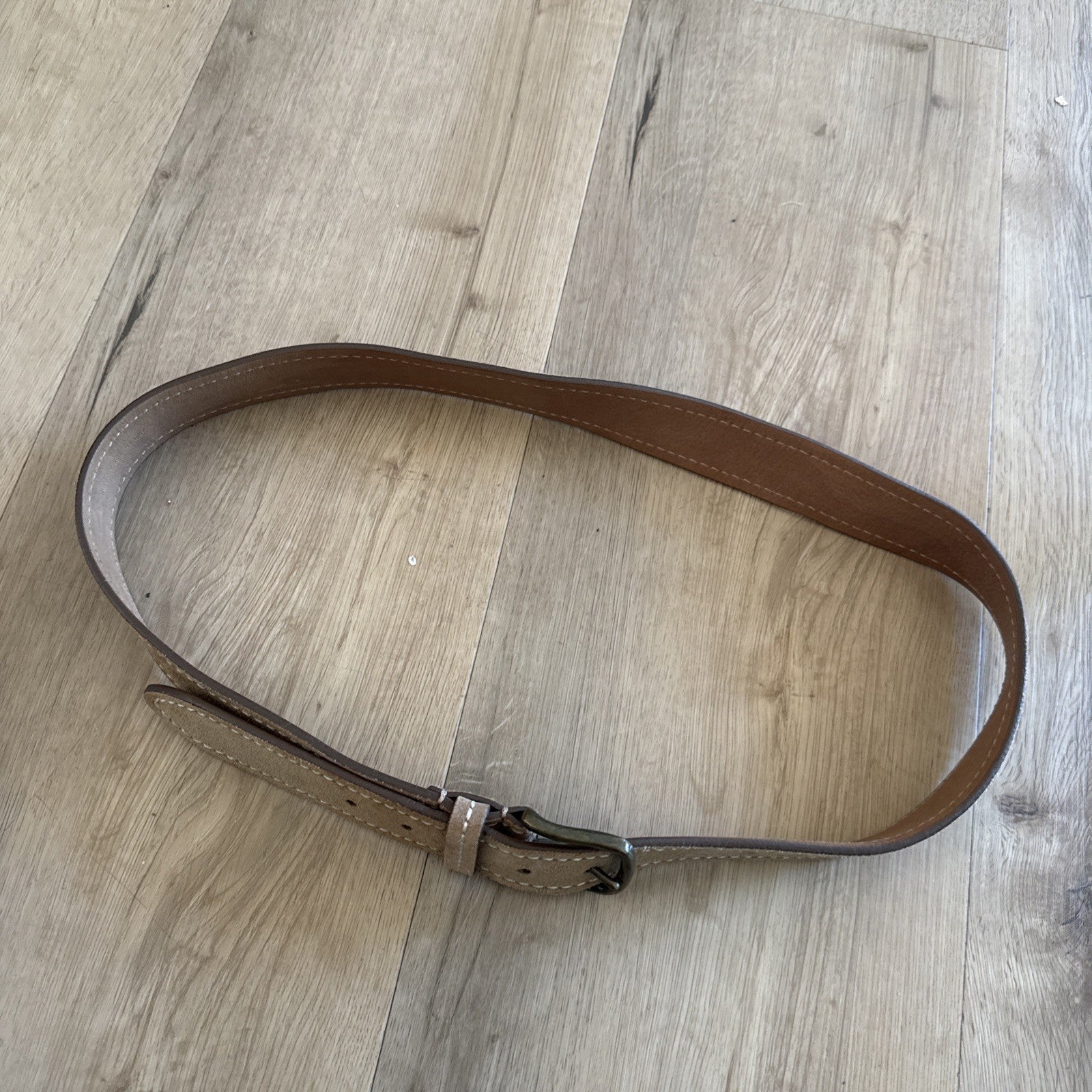 RED Saks Fifth Avenue Leather Belt Size 40 Classic Casual Designer Made In Italy6
