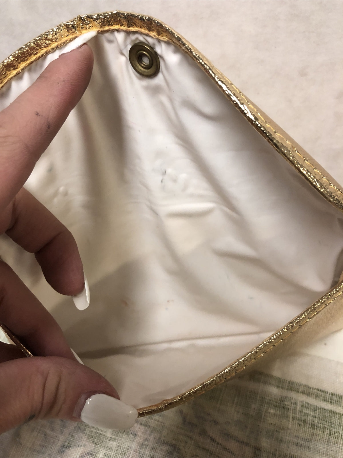 Vintage Gold Hand Purse Clutch Coin Pouch 7”x4.5”1