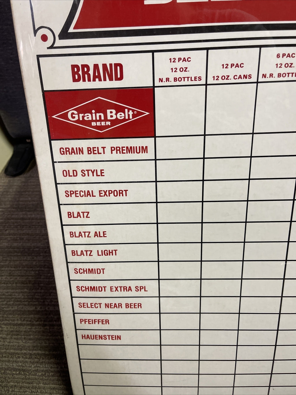 Vintage 1978 General Store Cardboard Display Sign Grain Belt Beer Priced 27”x21”4